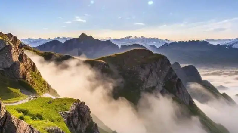 浙江弘柒商貿(mào)發(fā)展有限公司輪播圖3